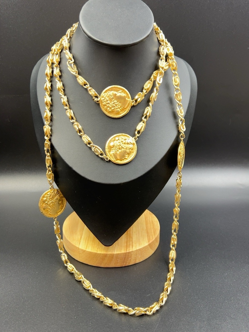 Vintage Queen Wilhelmina Gold Tone Coin Necklace Double Sided Long Chain